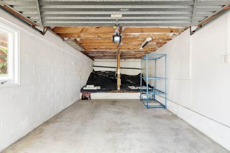 Photo of property in 1/33 Knightsbridge Drive, Forrest Hill, Auckland, 0620