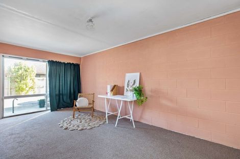 Photo of property in 2/17 Berwyn Avenue, Takanini, 2112