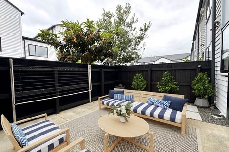 Photo of property in 8 Uku Lane, Hobsonville, Auckland, 0616