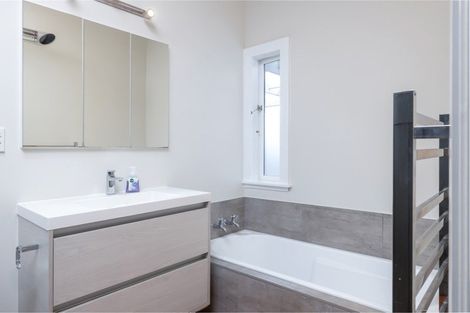 Photo of property in 28 Second Street, Lansdowne, Masterton, 5810