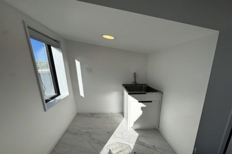 Photo of property in 14a Elcoat Avenue, Te Atatu South, Auckland, 0610