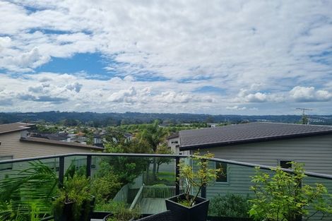 Photo of property in 74 Oakway Drive, Schnapper Rock, Auckland, 0632