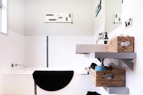 Photo of property in 10 Poets Corner Road, Waihi, 3681