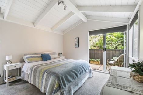 Photo of property in 2/52 Fowler Street, Northcote, Auckland, 0627