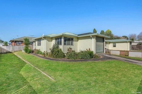 Photo of property in 15 Josie Lane, Manurewa, Auckland, 2102