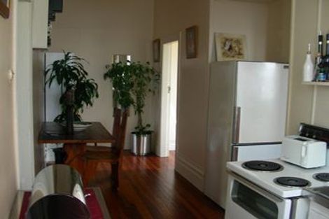 Photo of property in 1/98 Birkenhead Avenue, Birkenhead, Auckland, 0626