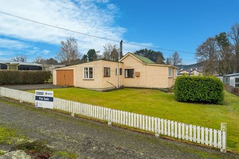 Photo of property in 15 Harrington Street, Lawrence, 9532