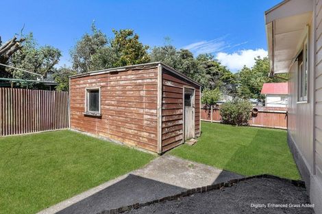 Photo of property in 2 Caius Avenue, Gonville, Whanganui, 4501