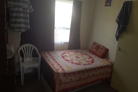 Photo of property in 1/15 Halsey Road, Manurewa, Auckland, 2102