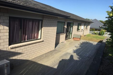 Photo of property in 67d Sabulite Road, Kelston, Auckland, 0602