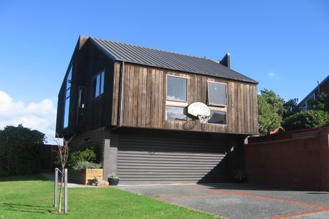Photo of property in 38 Stanhope Grove, Korokoro, Lower Hutt, 5012