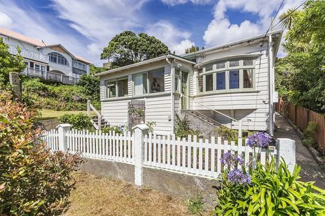 Photo of property in 16 Samoa Street, Kilbirnie, Wellington, 6022