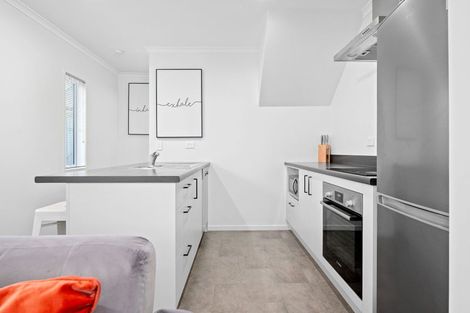 Photo of property in 3/10 Burrows Place, Frankton, Hamilton, 3204