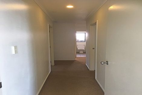Photo of property in 6 Bokeen Lane, Flat Bush, Auckland, 2019