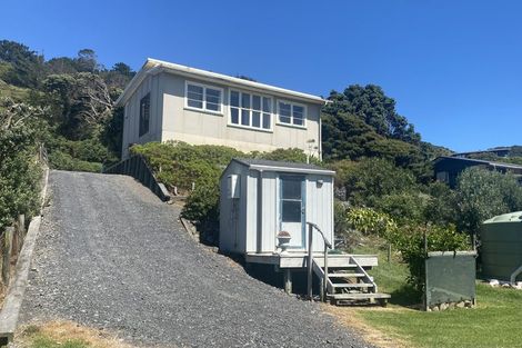 Photo of property in 232 Maunsell Road, Port Waikato, Tuakau, 2695