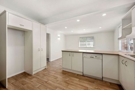 Photo of property in 4/49 Wilford Street, Wallaceville, Upper Hutt, 5018