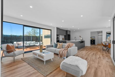 Photo of property in 112a Paparoa Street, Papanui, Christchurch, 8053