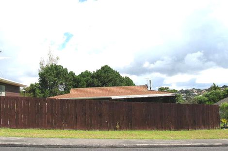 Photo of property in 1/4 Finchley Road, Torbay, Auckland, 0632