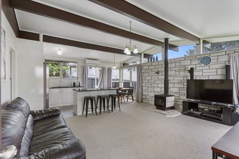 Photo of property in 93 Crawford Avenue, Mangere Bridge, Auckland, 2022