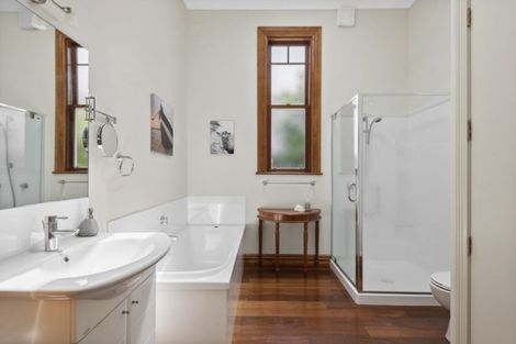 Photo of property in 12 Palm Grove, Berhampore, Wellington, 6023