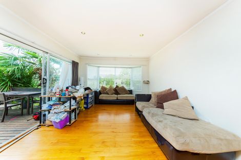 Photo of property in 3 Kaikoura Street, Henderson, Auckland, 0612