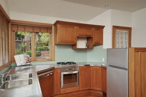 Photo of property in 8 Hackthorne Road, Cashmere, Christchurch, 8022