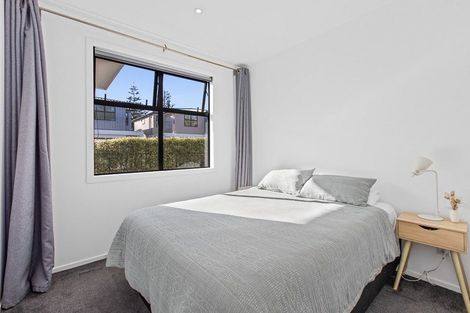 Photo of property in 4/445 Hibiscus Coast Highway, Orewa, 0931