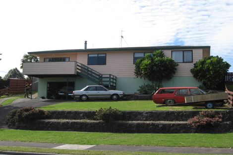 Photo of property in 14 Flinders Place, Welcome Bay, Tauranga, 3112