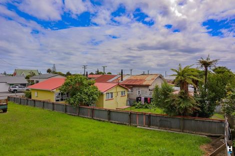 Photo of property in 21 Thompson Street, Greymouth, 7805