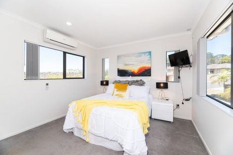 Photo of property in 63 Lake Panorama Drive, Henderson, Auckland, 0612