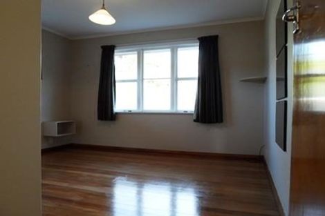 Photo of property in 1 Field Street, Silverstream, Upper Hutt, 5019