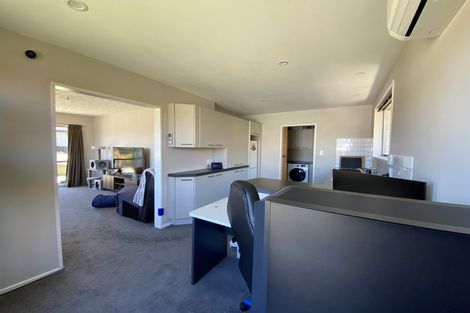 Photo of property in 1/174 Sawyers Arms Road, Bishopdale, Christchurch, 8053