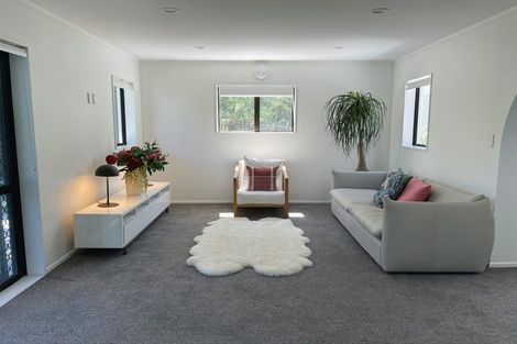 Photo of property in 1/93 Coronation Road, Mangere Bridge, Auckland, 2022