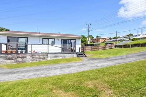 Photo of property in 236 Triangle Road, Massey, Auckland, 0614