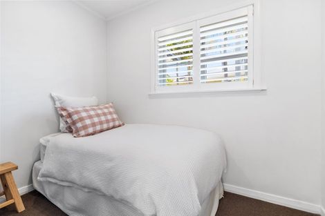 Photo of property in 55 Premier Avenue, Point Chevalier, Auckland, 1022