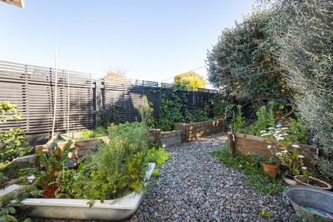 Photo of property in 5 Viscount Place, West End, Palmerston North, 4412