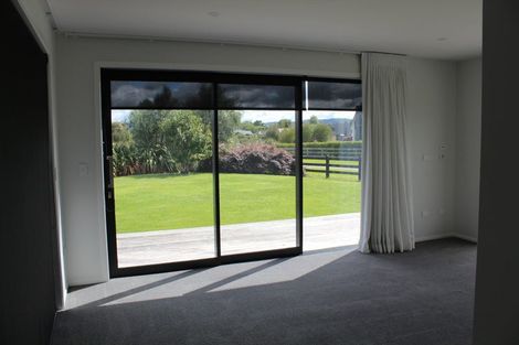 Photo of property in 10 Moemoea Place, Cambridge, 3434