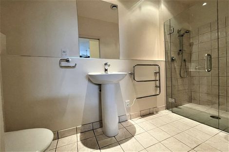 Photo of property in 1d/6 Kingdon Street, Newmarket, Auckland, 1023