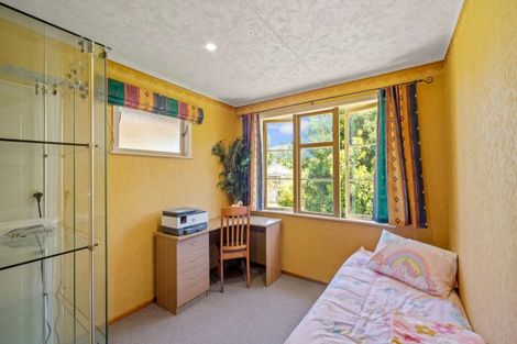 Photo of property in 70 Tapuihikitia Road, Te Karaka, 4094