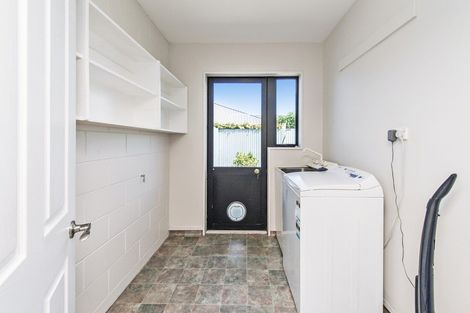 Photo of property in 1 Devon Crescent, Darfield, 7510