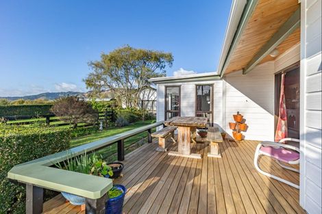 Photo of property in 26 Wakefield Road, Levin, 5571