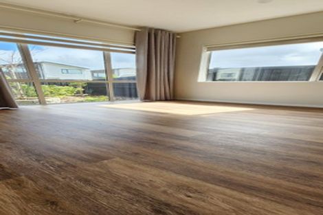 Photo of property in 28 Gecko Road, Hobsonville, Auckland, 0616