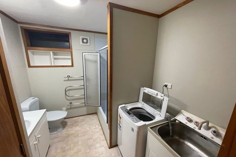 Photo of property in 166 Chelsea View Drive, Chatswood, Auckland, 0626