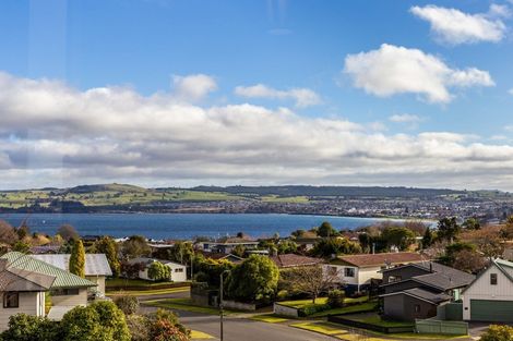 Photo of property in 40 Saint James Street, Richmond Heights, Taupo, 3330