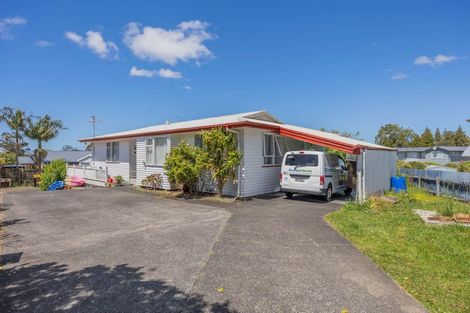 Photo of property in 8 Afton Place, Ranui, Auckland, 0612
