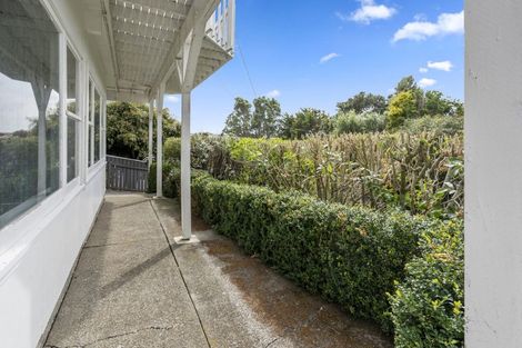 Photo of property in 3 Kahikatea Grove, Paparangi, Wellington, 6037