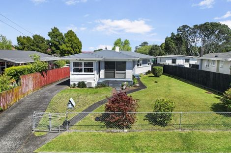 Photo of property in 4 Mcdivitt Street, Manurewa, Auckland, 2102