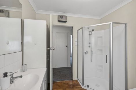 Photo of property in 136a Seaview Road, Westown, New Plymouth, 4310