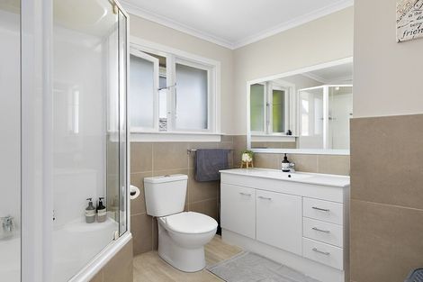 Photo of property in 70 Koremata Street, Green Island, Dunedin, 9018