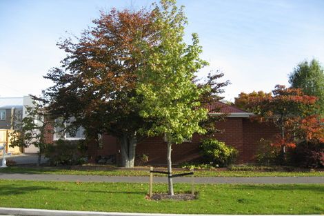 Photo of property in 105 Hamilton Avenue, Ilam, Christchurch, 8041